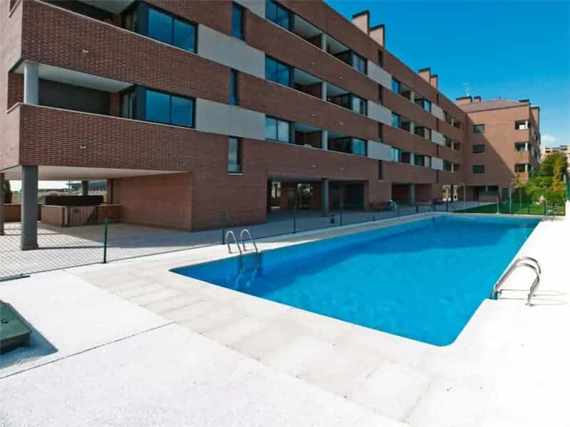 Mudanzas en el mirador, Colmenar Viejo