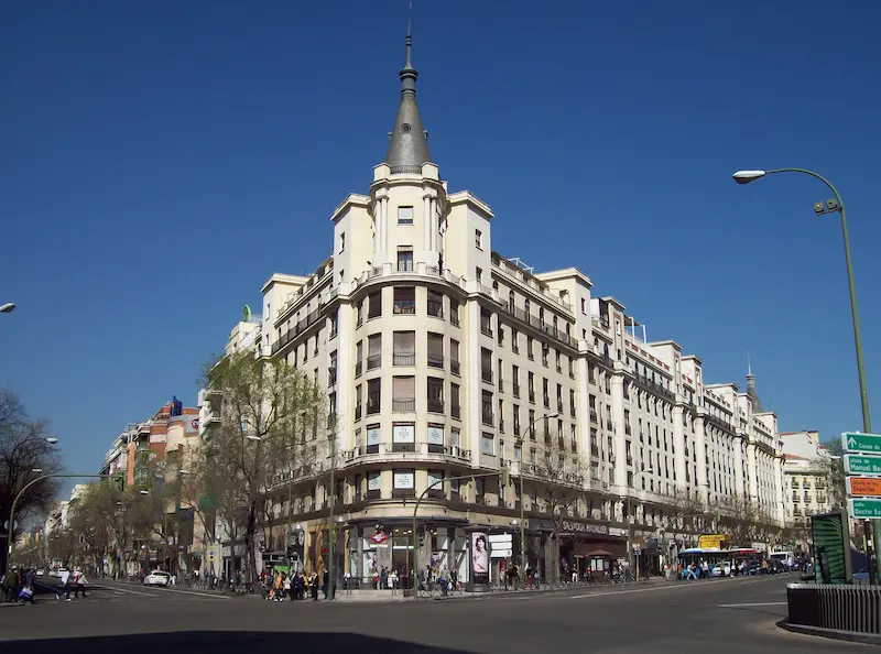 Mudanzas en barrio de Goya Madrid