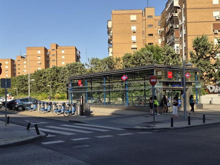 Mudanzas en Barajas, alameda de Osuna